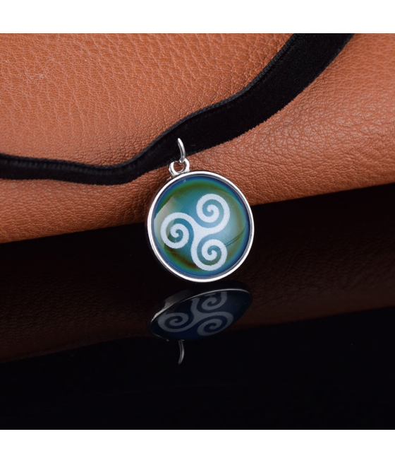 GARGANTILLA TRISKEL MULTICOLOR