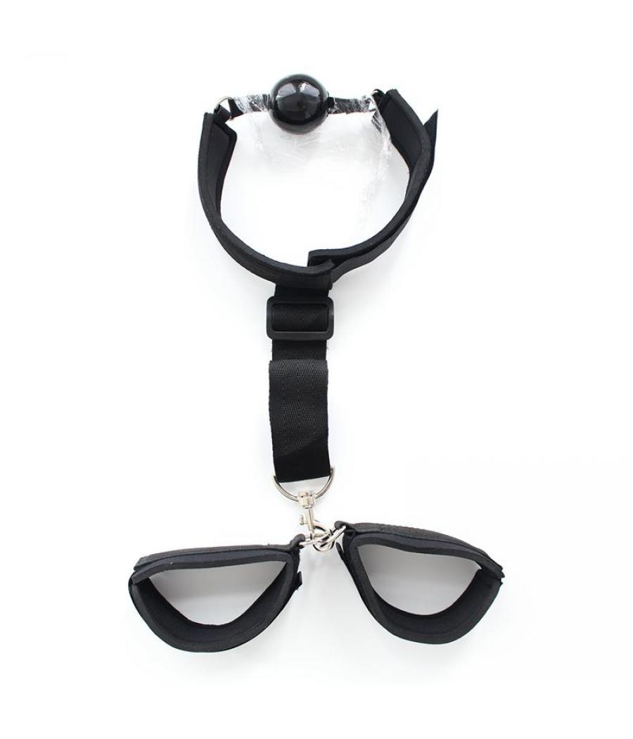 MORDAZA CON RESTRICCIONES NEGRO EN Y